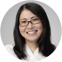 小林 菜採 氏